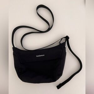 Lululemon Sling Crossbody 2L - Black